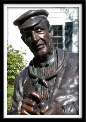 Scholte Statue