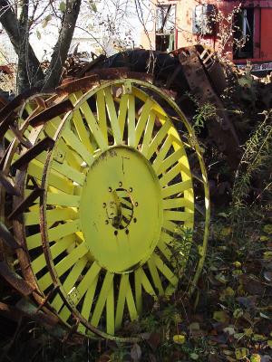 Yellow Wheel (transportation, antique)