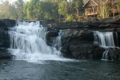 Tad Lo waterfalls