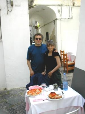 Judy and Richard having lunch in Amalfi