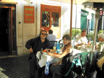 Campo de' Fiori: Judy and Richard having dinner