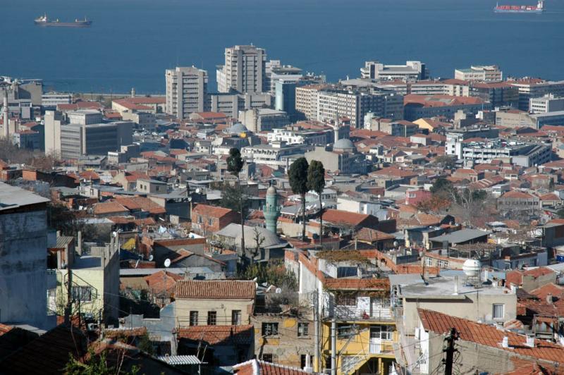 Izmir climb to citadel