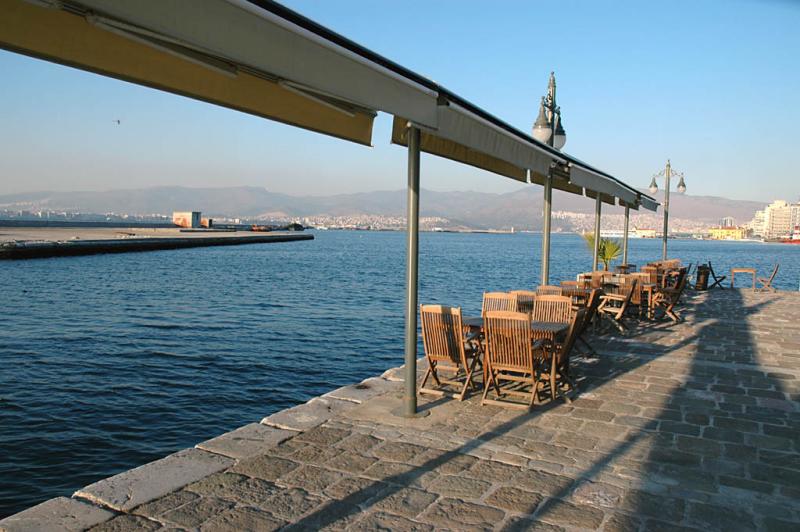 Izmir Konak Pier