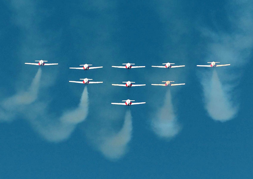 Snowbirds Formation Sarnia Air Show 2004