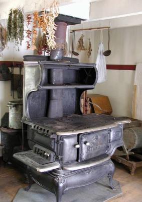 u13/fiwit/medium/3294519.summerkitchenstove.jpg