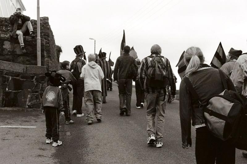 marsera a vollin - parade on its way