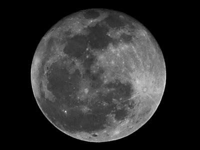 24-Apr-2005. Full moon / Luna llena