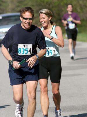 Meg handing off to Garry at 3rd exchange