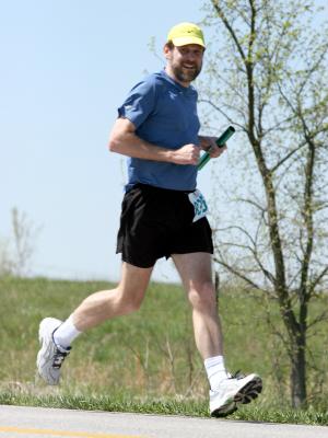 Greg trying out Jeff's levitation technique on the 14th leg
