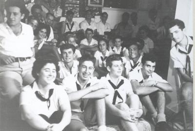 מסיבת סיום לפני הגיוס - סוף 53 - החבר'ה