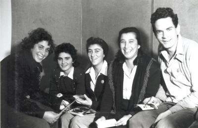 מסיבת סיום לפני הגיוס - סוף 53 - החבר'ה