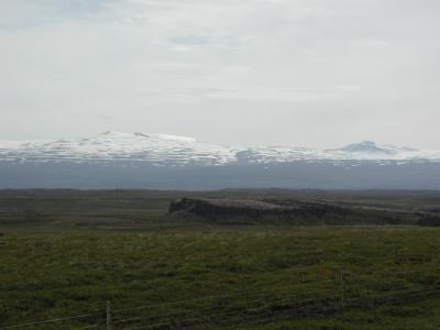 Driving through the dessert-landscape of the picturesque Myvatn