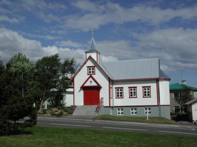 Walking through Akureyri (Sculptures, Churches, etc.)