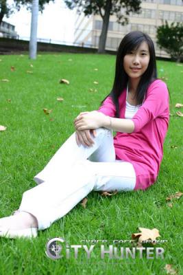 SuperModelHunting06
