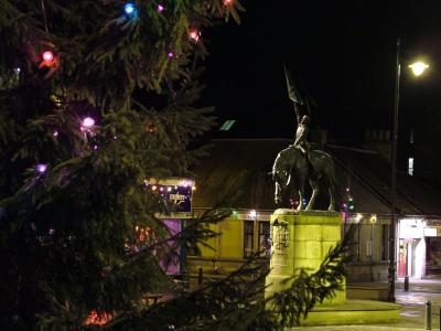 Christmas tree and Horse Monument.jpg