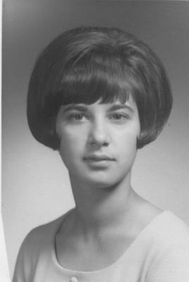 u13/ilmbeaches/medium/42600936.1967Engagement.jpg