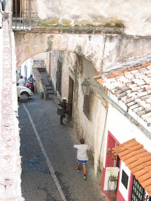 calle from above