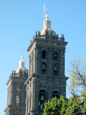catedral de puebla, bell towers