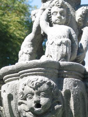 fountain, detail