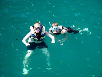 u13/jsearl_098/medium/11116552.Swimmingwiththefishes.jpg