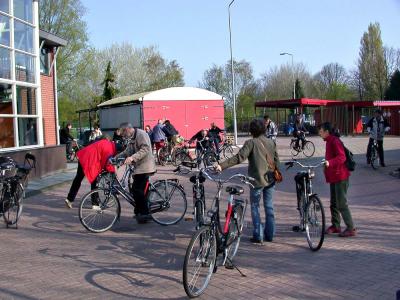 u13/jwc/medium/42563239.x1000JWCZaterdagfietsleenen230405Ontvangstvrijdag11.jpg