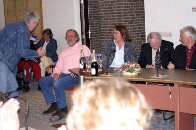 u13/jwc/medium/42564433.JWCondertekening230405x1000Ondertekening16.jpg