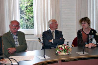 u13/jwc/medium/42564439.JWCondertekening230405x1000Ondertekening19.jpg