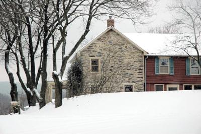 stone house thru the windshield