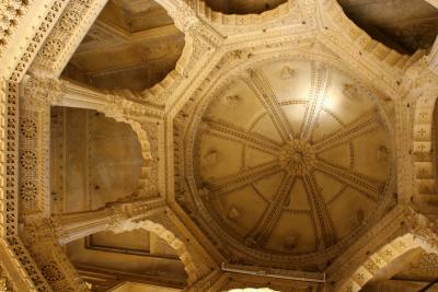 Temple Ceiling, Lodurva