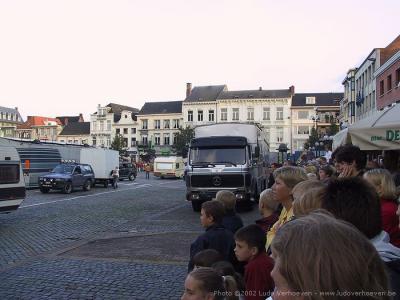 Turnhout (Belgium) Grote Markt - 6.8.2002 - Marktinvasie door de foorkramers onder grote belangstelling