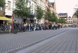 Turnhout (Belgium) Grote Markt 6.8.2002 - wachten op de foorkramers