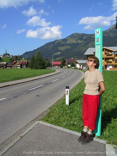 Kleinwalsertal - Gemsteltalwanderung (22.7.2002) - Busthaltestelle