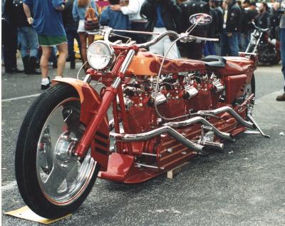 bikeweek-90s 284.JPG