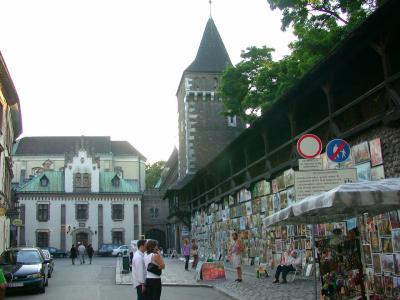 Florian gate art market