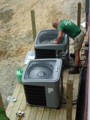 Orlando fires up the air conditioners 08/01/2002