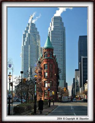 Flatiron Building & Front Street
