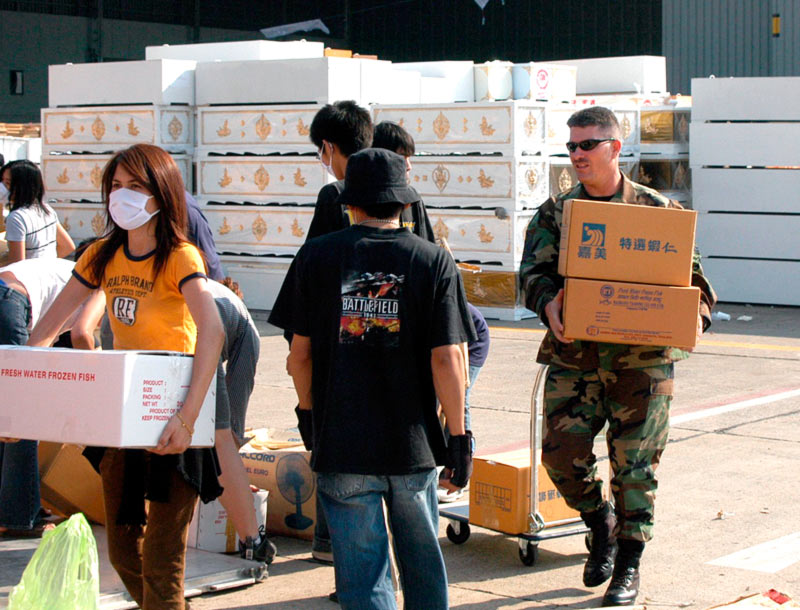 Thailand tsunami relief efforts