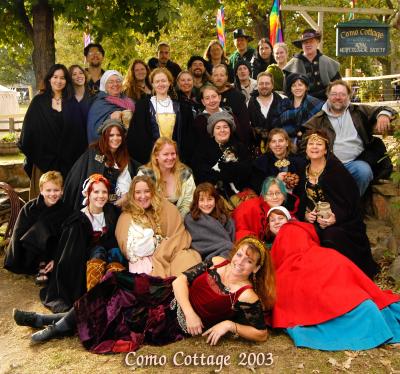 u13/mngatorguy/medium/21852038.comocottage2003group_8452web.jpg