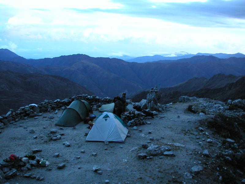 Bolivar base camp (4800m)