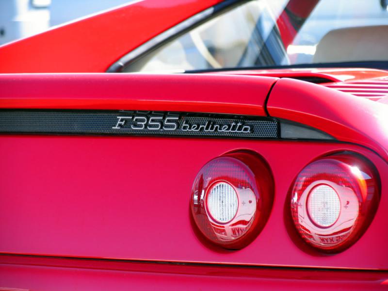 Ferrari 355 3.jpg