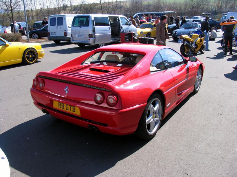 Ferrari 355 4.jpg