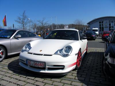 u13/nogaroblue/medium/41573185.RedGT3RS3.jpg