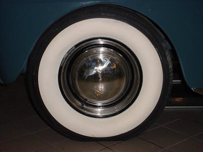 1948 Lincoln wheel