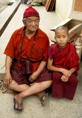 Zango Pelri Caretaker with Dechen-Phodrang Novice