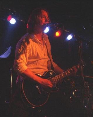 003.jpg