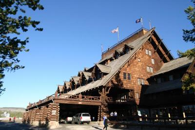 Old Faithful Inn