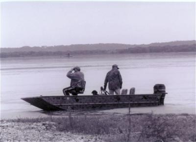 2 Men in Boat