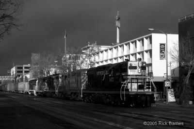 050108050bw.jpg