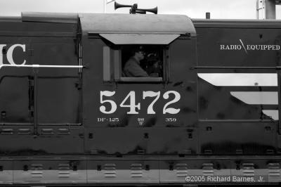 050108093bw.jpg