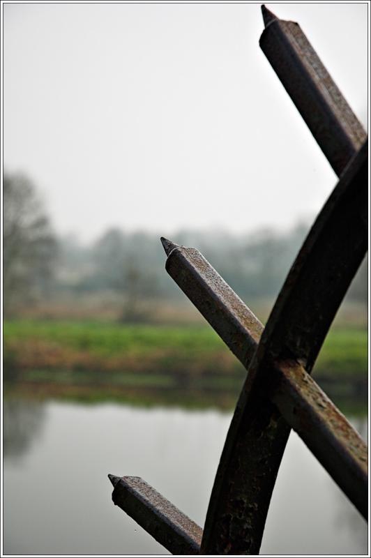 Horstead Mill, Railing